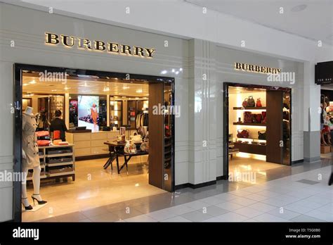 burberry heathrow terminal 5|burberry outlet heathrow.